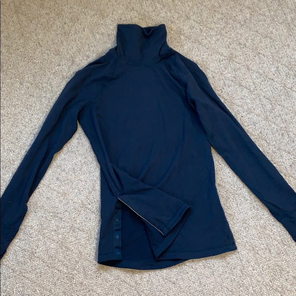 Lululemon - Picture 2 of 2